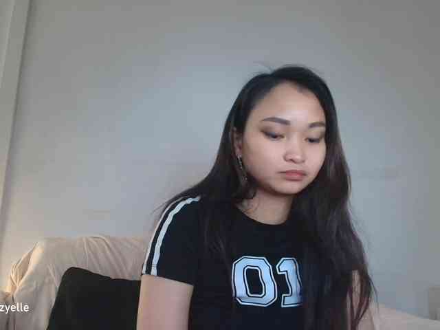 RozyElle webcam