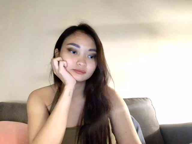 RozyElle webcam