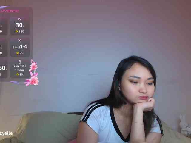 RozyElle webcam