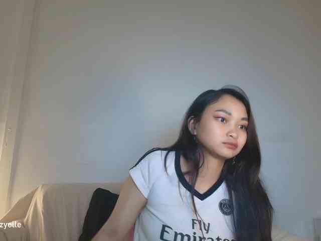 RozyElle webcam