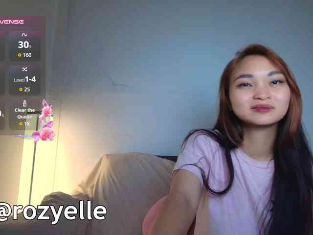 RozyElle webcam