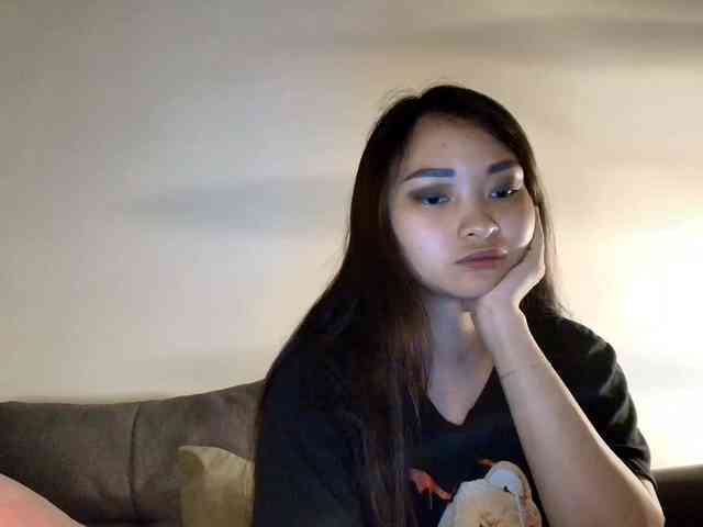 RozyElle webcam