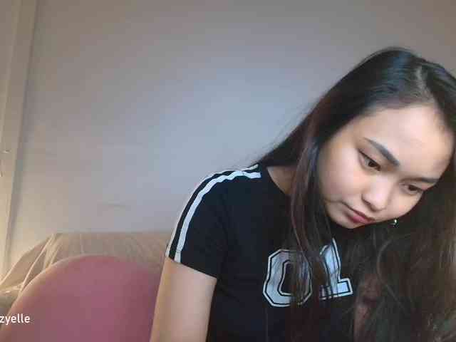 RozyElle webcam