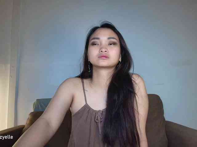 RozyElle webcam