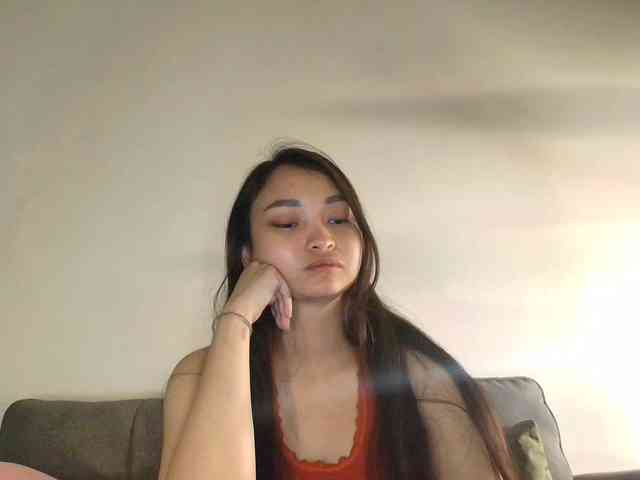 RozyElle webcam