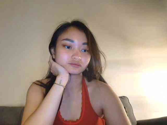 RozyElle webcam