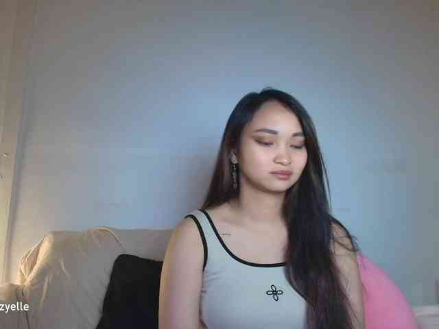 RozyElle webcam