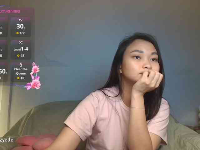 RozyElle webcam