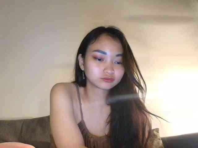RozyElle webcam
