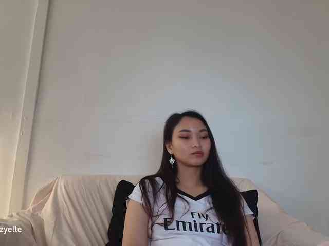 RozyElle webcam