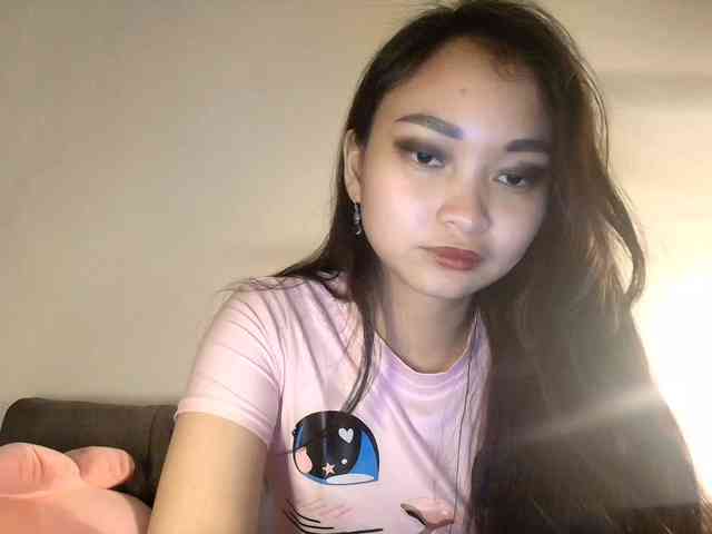 RozyElle webcam
