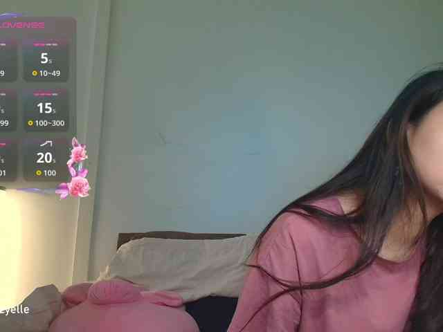 RozyElle webcam