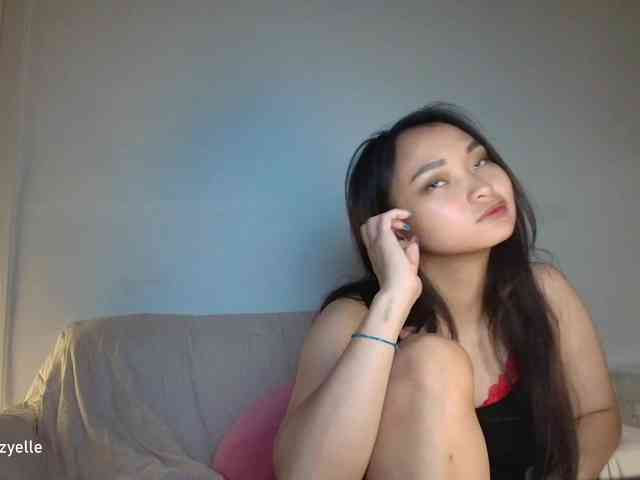 RozyElle webcam
