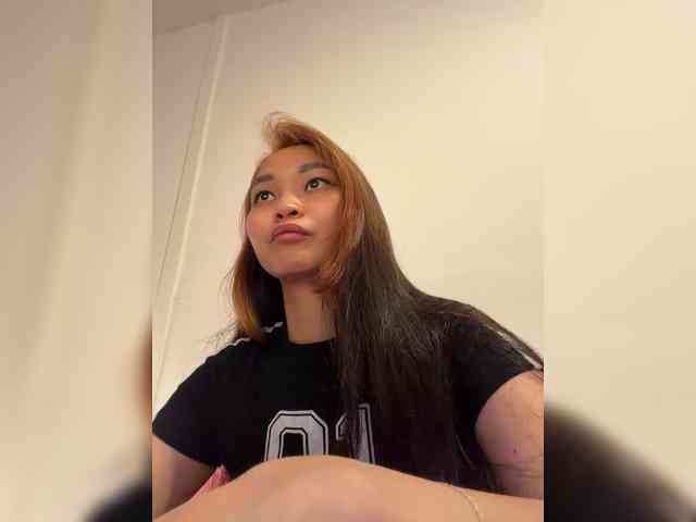 RozyElle webcam