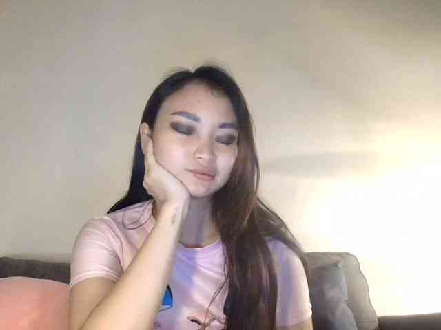 RozyElle webcam
