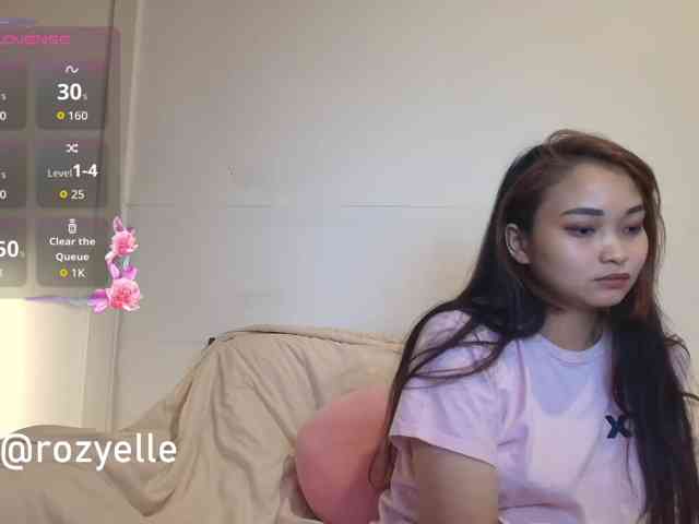 RozyElle webcam