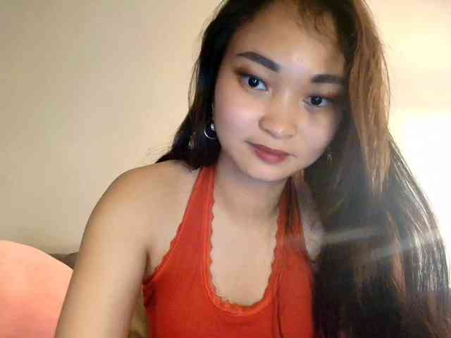 RozyElle webcam