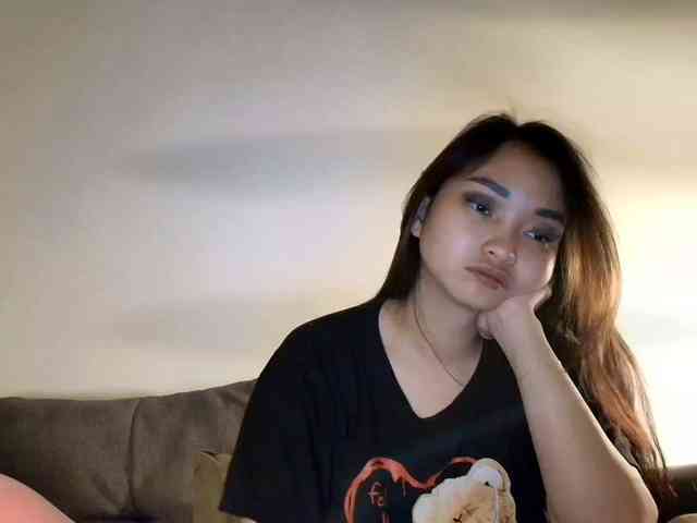 RozyElle webcam