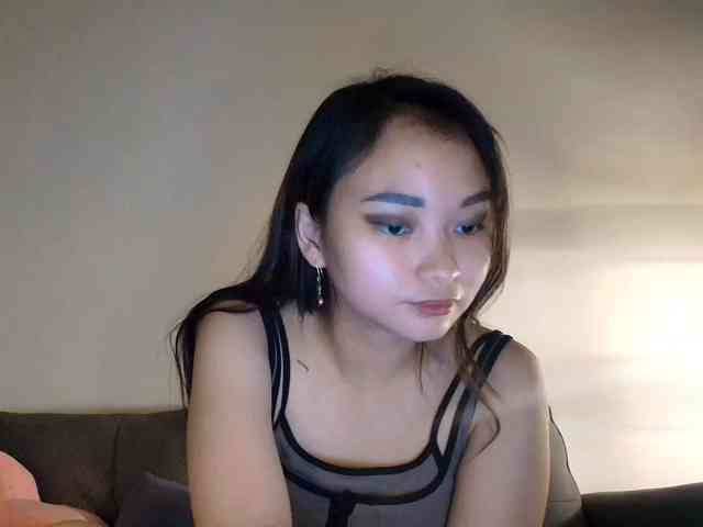 RozyElle webcam