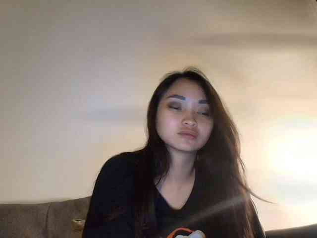 RozyElle webcam