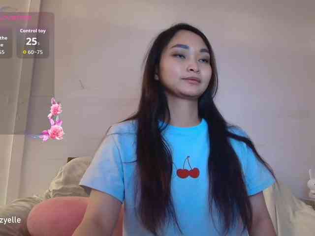RozyElle webcam