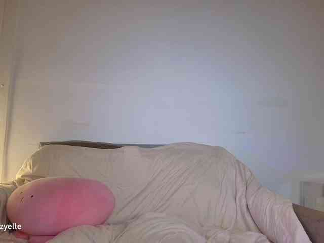 RozyElle webcam