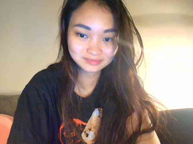 RozyElle webcam
