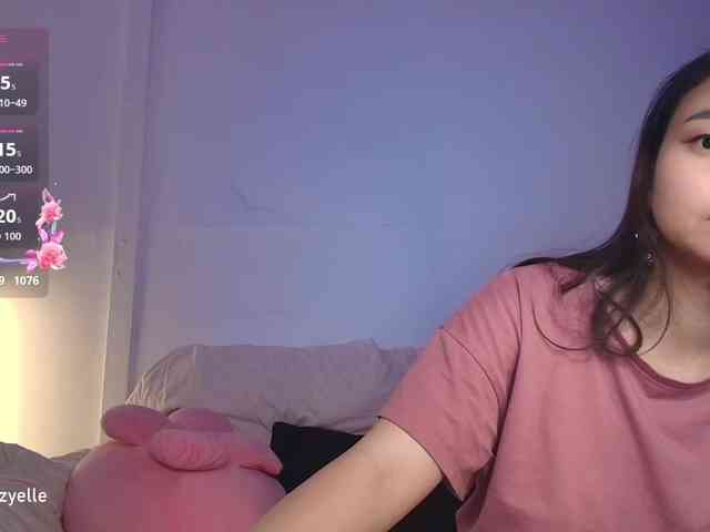 RozyElle webcam