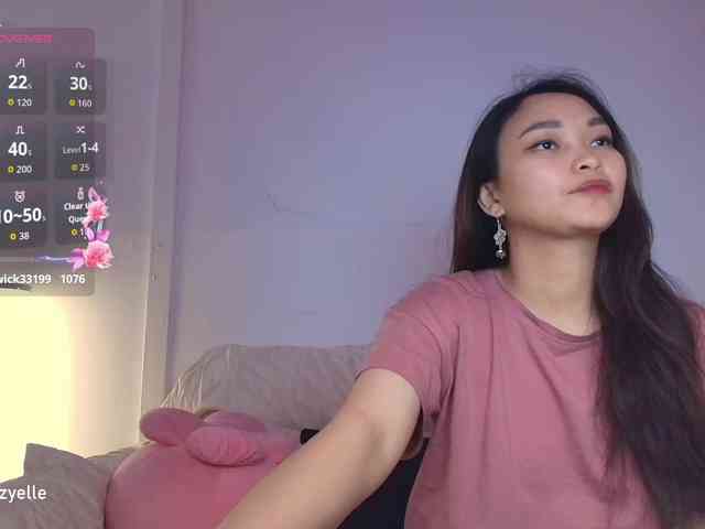 RozyElle webcam