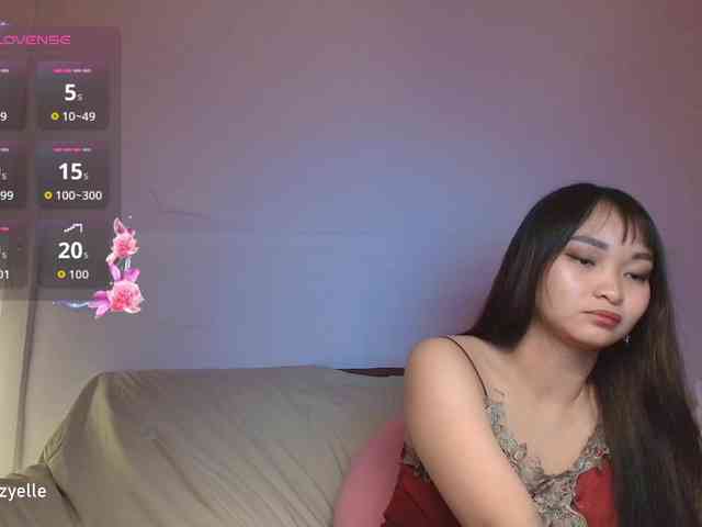 RozyElle webcam