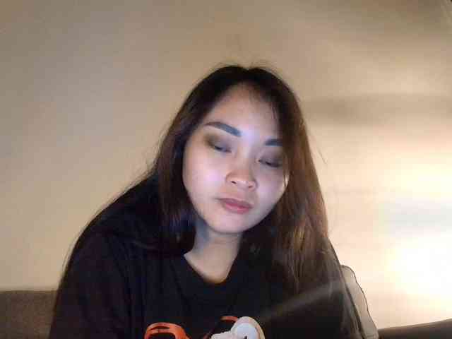 RozyElle webcam