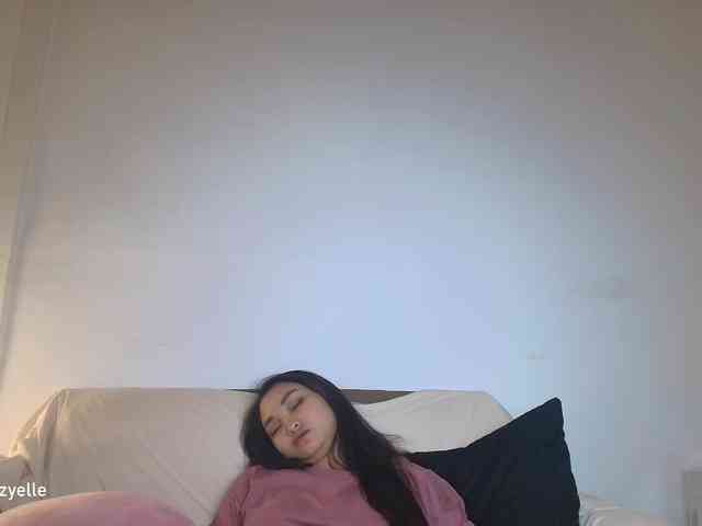RozyElle webcam