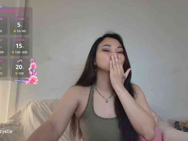 RozyElle webcam