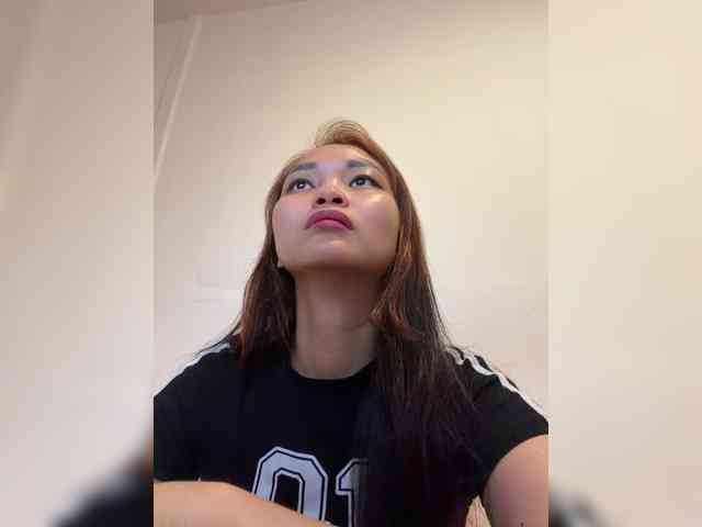 RozyElle webcam