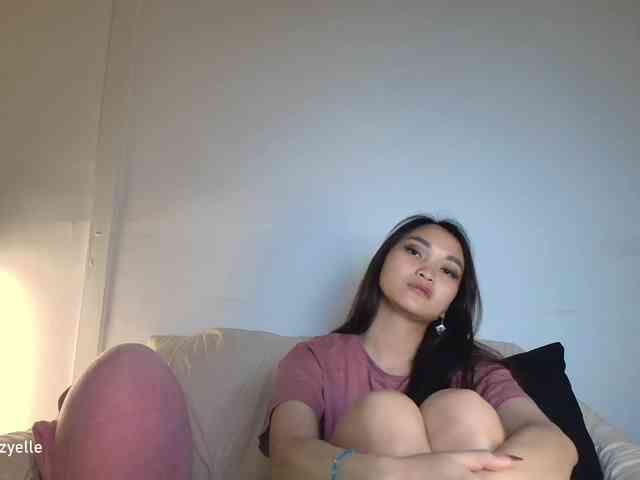 RozyElle webcam