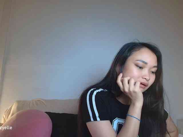 RozyElle webcam