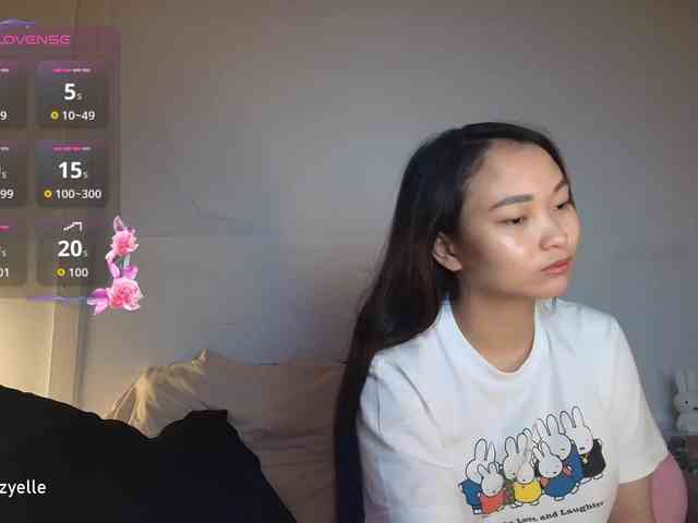 RozyElle webcam