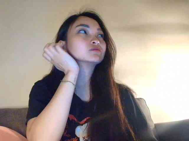 RozyElle webcam