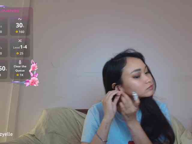 RozyElle webcam