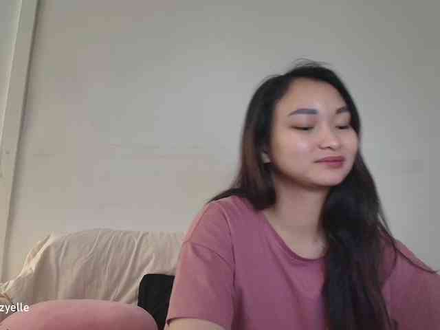 RozyElle webcam