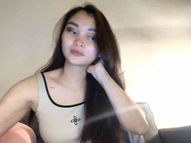 RozyElle webcam