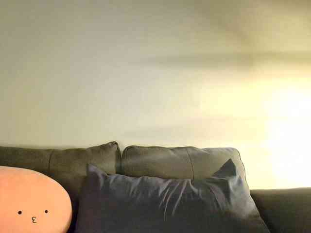 RozyElle webcam