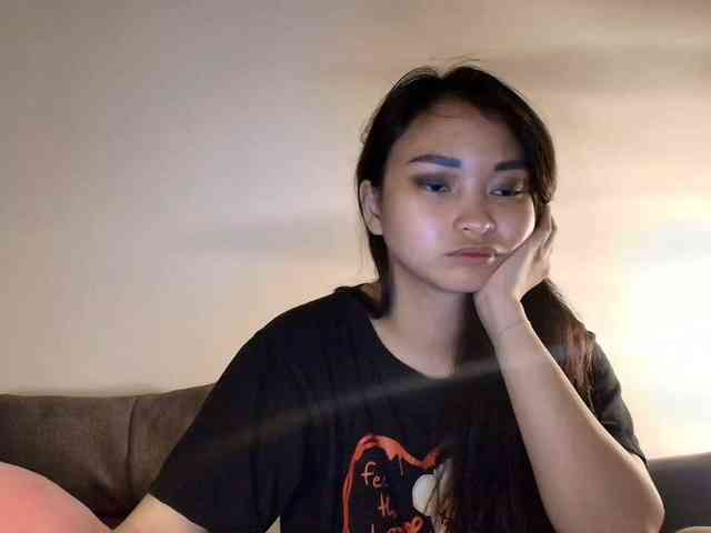 RozyElle webcam