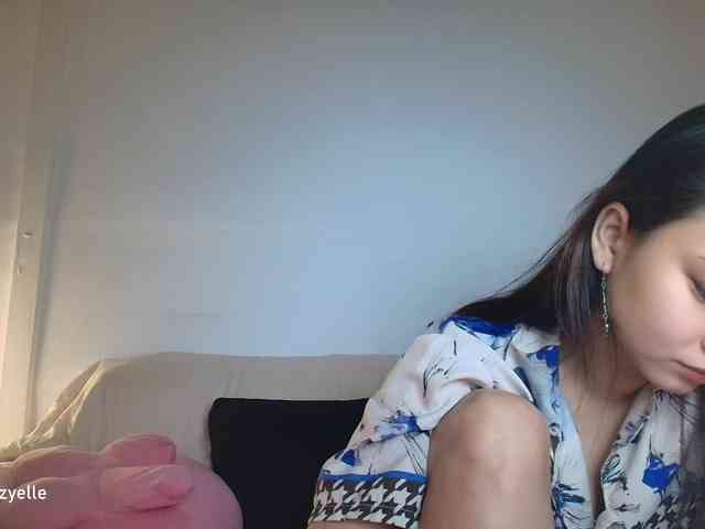 RozyElle webcam
