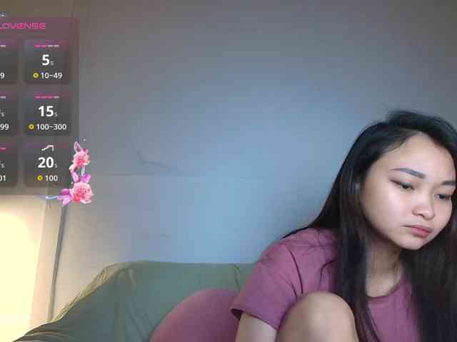 RozyElle webcam