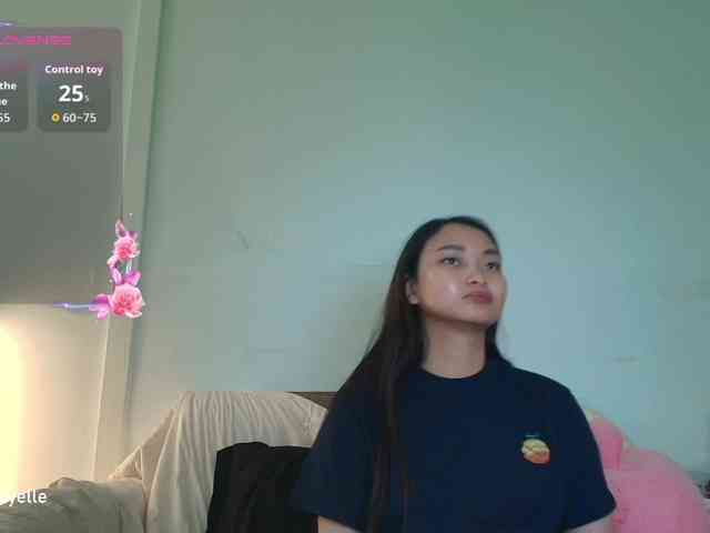 RozyElle webcam