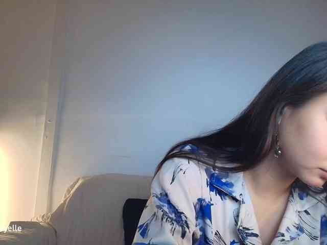 RozyElle webcam