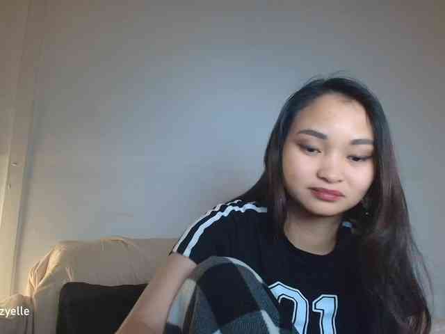 RozyElle webcam