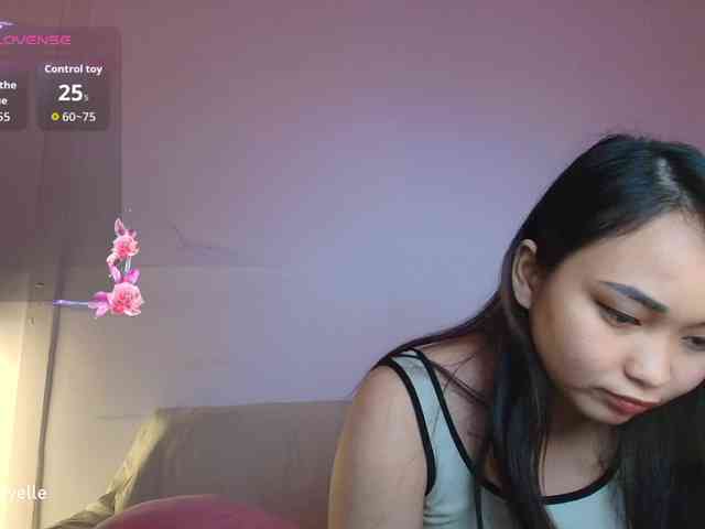 RozyElle webcam