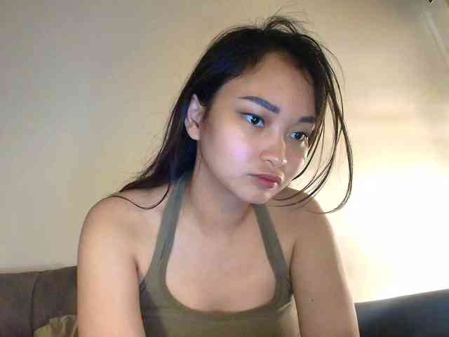 RozyElle webcam
